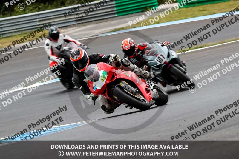 estoril;event digital images;motorbikes;no limits;peter wileman photography;portugal;trackday;trackday digital images